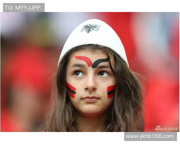 足球脸上彩绘展现激情与创意的完美结合让每场比赛都充满活力与乐趣